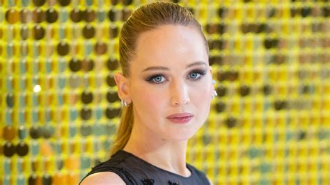 Watch Access Hollywood Clip: Jennifer Lawrence Stuns In Chic 